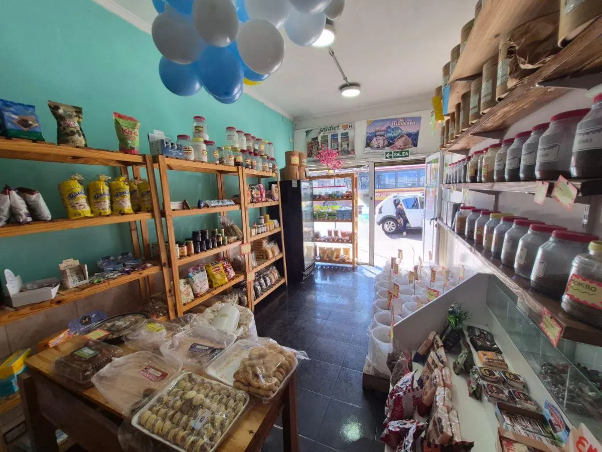 LOCAL COMERCIAL. CENTRO DE QUILMES 2