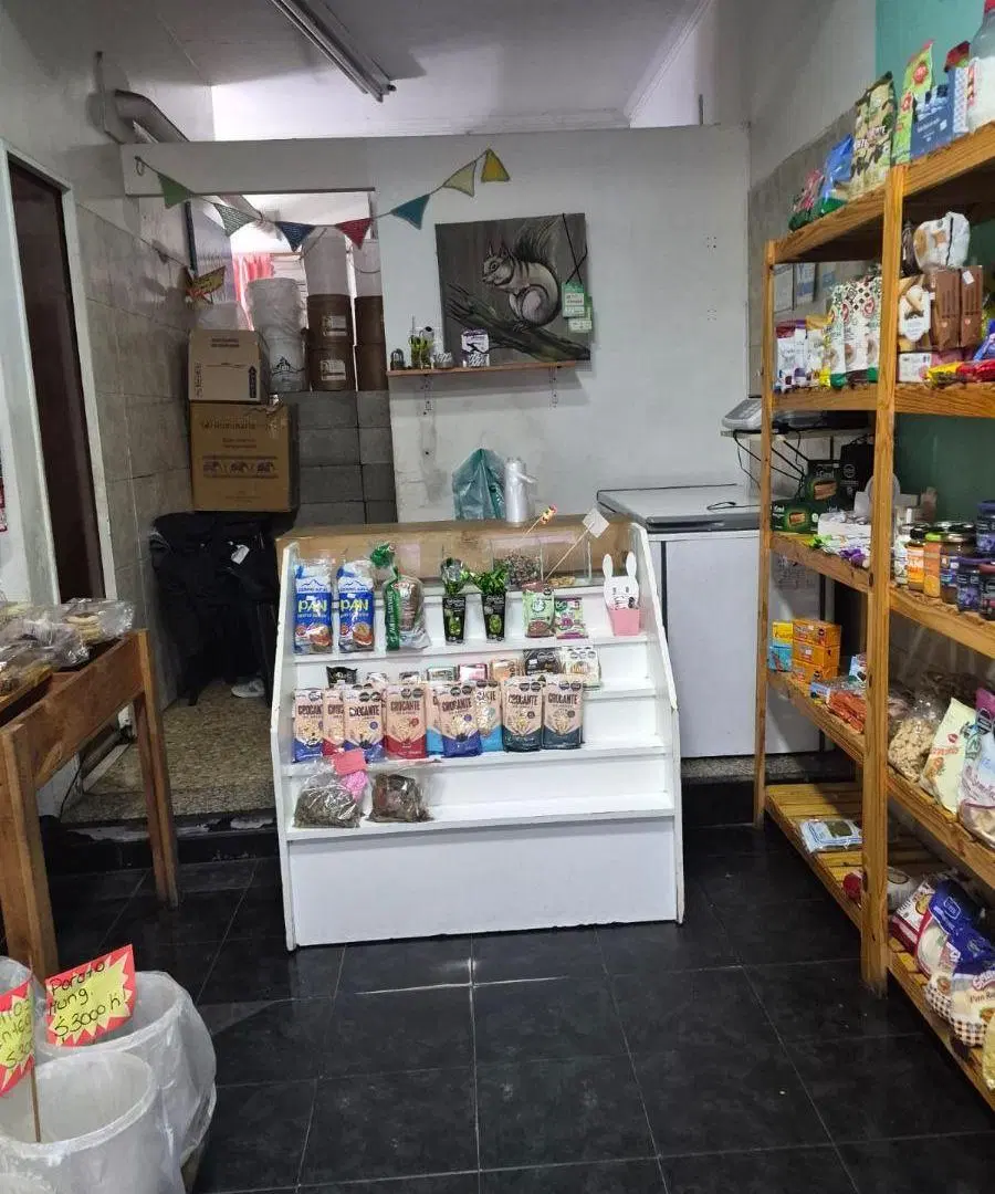 LOCAL COMERCIAL. CENTRO DE QUILMES 5