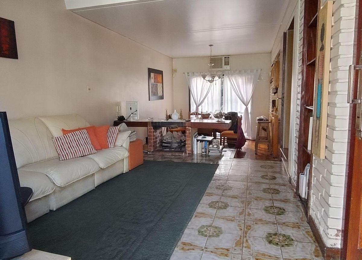 Venta Casa 5 Amb V. del Parque C/jardín y Pileta 4