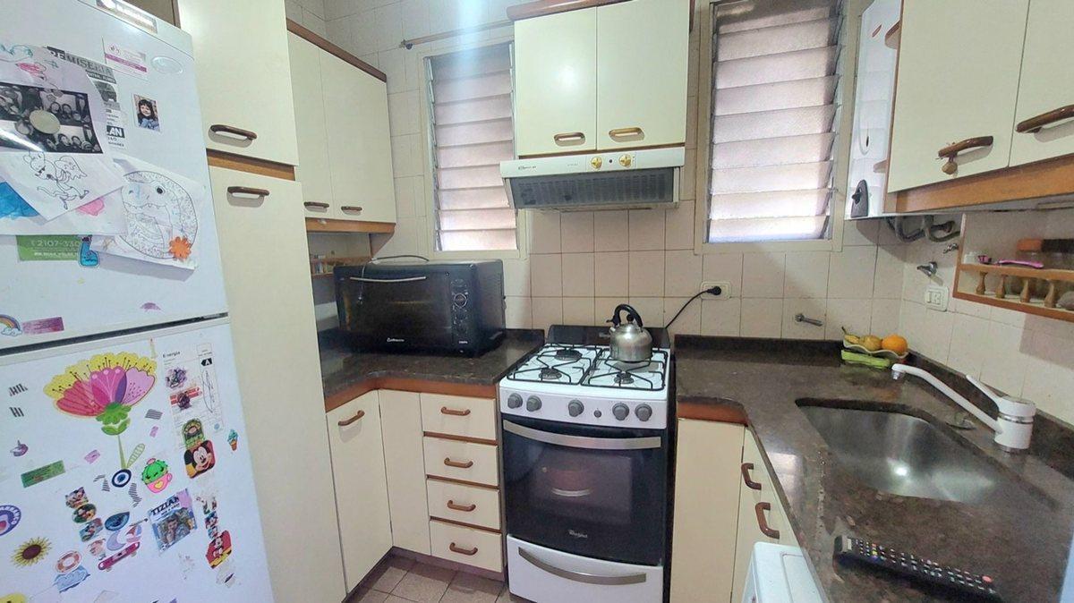 Venta Departamento Flores 4 Ambientes 1