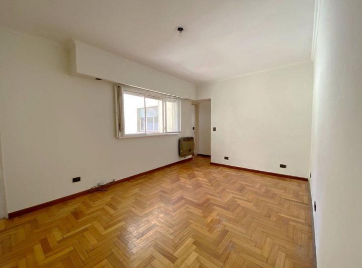 Venta Departamento 3 ambientes Caballito 3