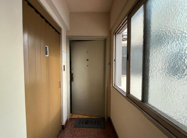 VENTA SEMIPISO 3 AMB A NUEVO C/BALCÓN VILLA REAL 2