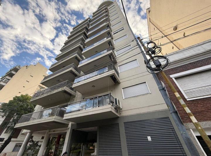VENTA DEPTO PISO 3 AMBIENTES PARQUE CHACABUCO 3