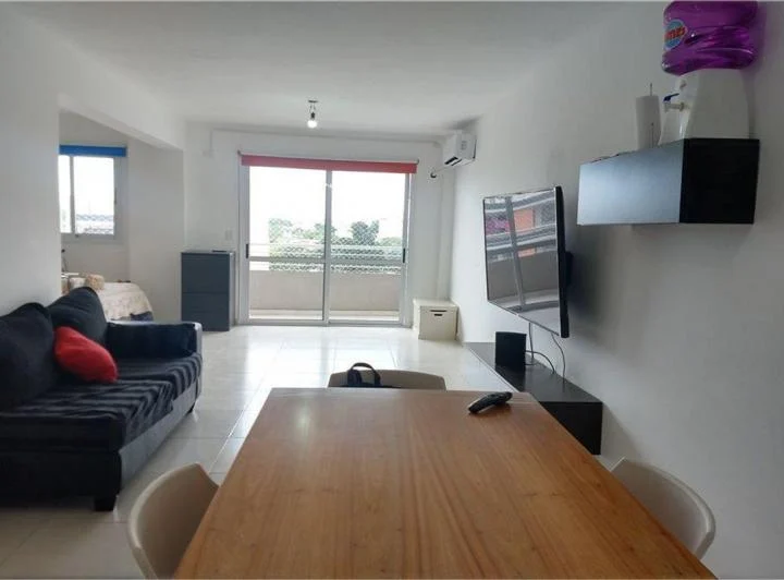 ALQUILER DEPTO MONOAMBIENTE DIVISIBLE CON BALCON 3