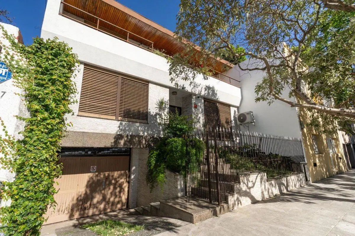 Venta casa Parque Chas c/cochera, balcón y terraza 3