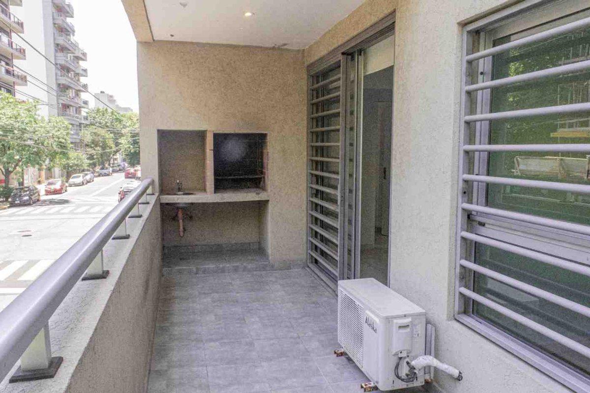 DEPTO. 2 AMB. VENTA VILLA DEL PARQUE CON BALCON