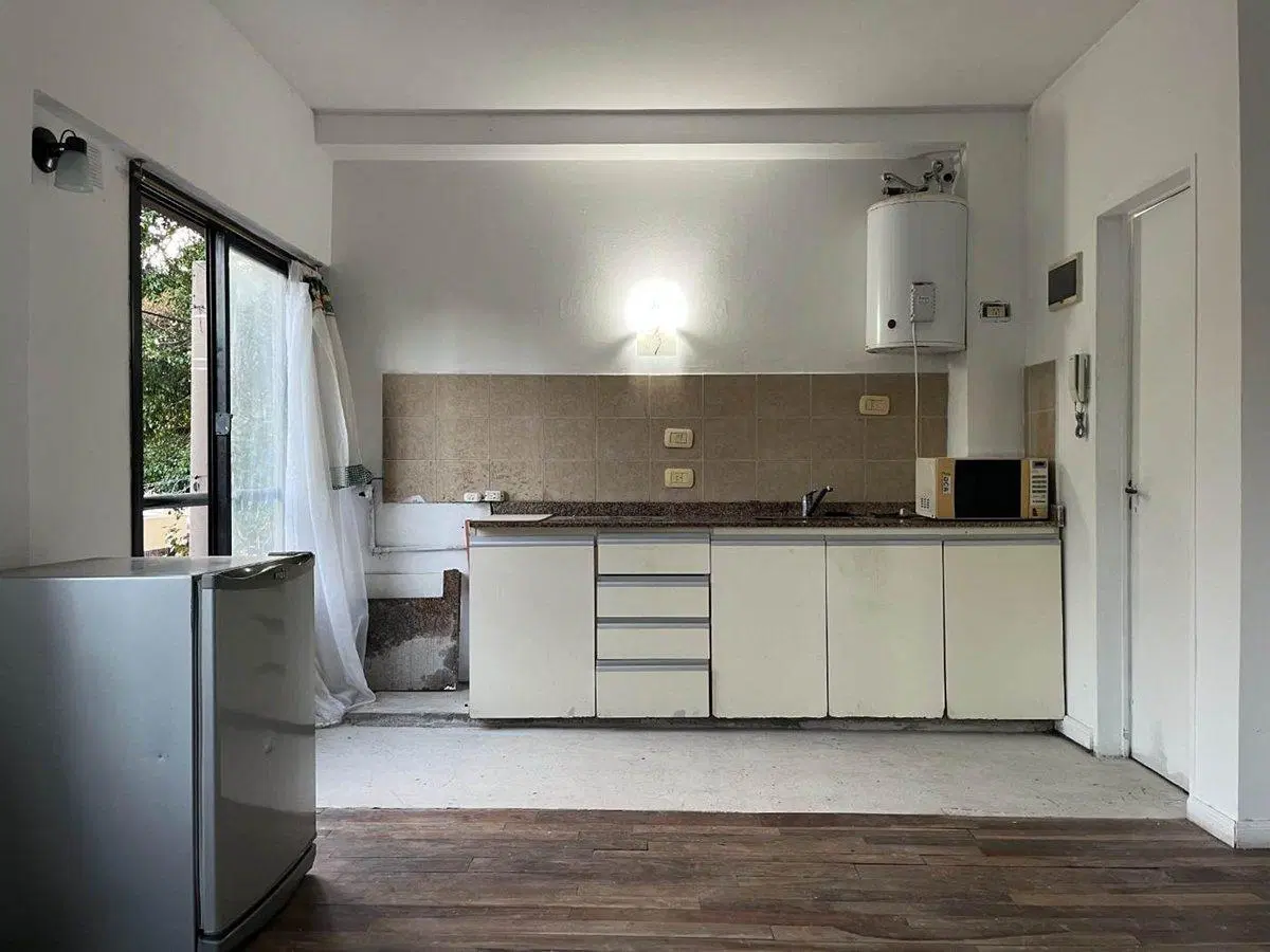 EXCELENTE MONOAMBIENTE EN VENTA VILLA SARMIENTO 4