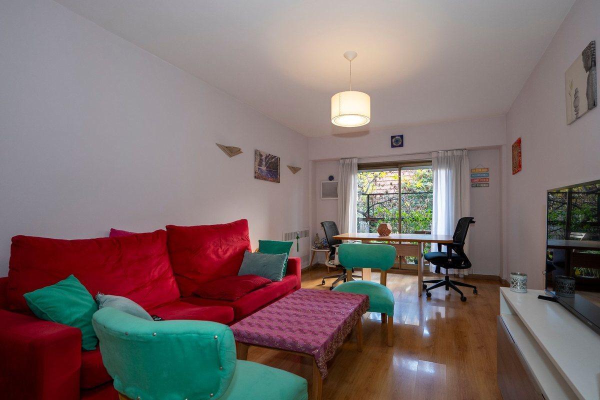 Venta depto 4 amb, dep. servicio, balcon. Almagro