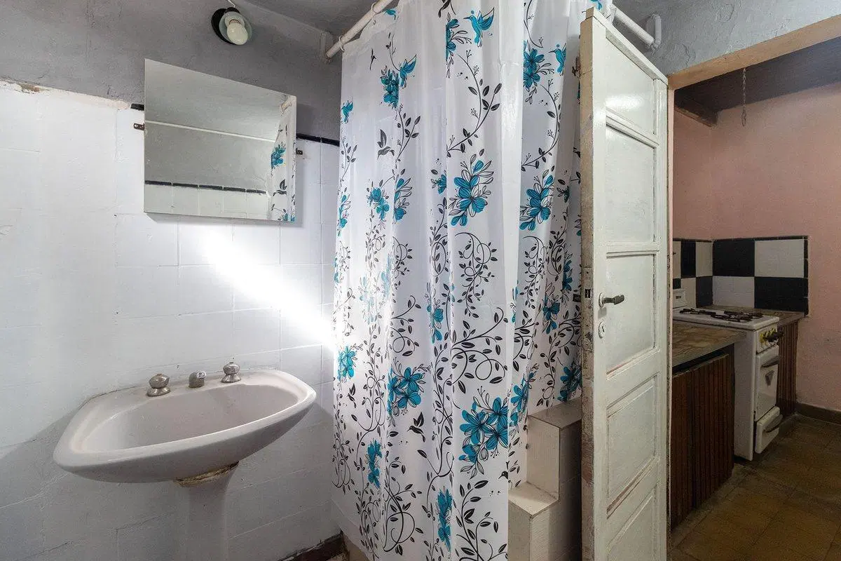 Venta casas multifami Caseros pileta jardín garage 3