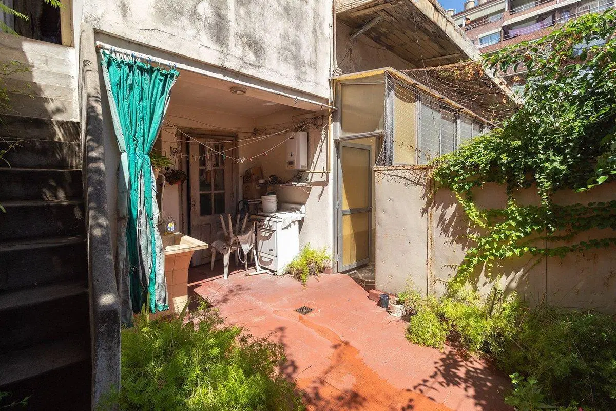 Ph en venta 5 ambientes en Almagro con patio s/exp 2
