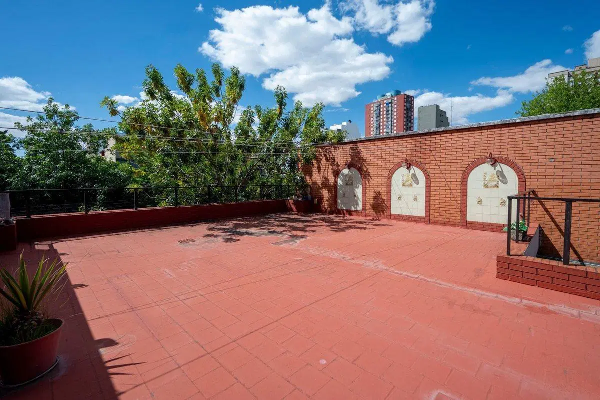 Venta Casa 5 amb, patio, terraza, cochera. Boedo 4