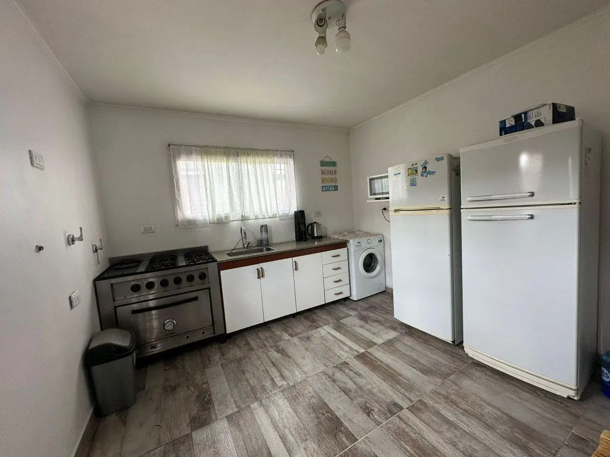 VENTA LOTE 2 CASAS 3 AMB PILETA COCHERA NAVARRO 4