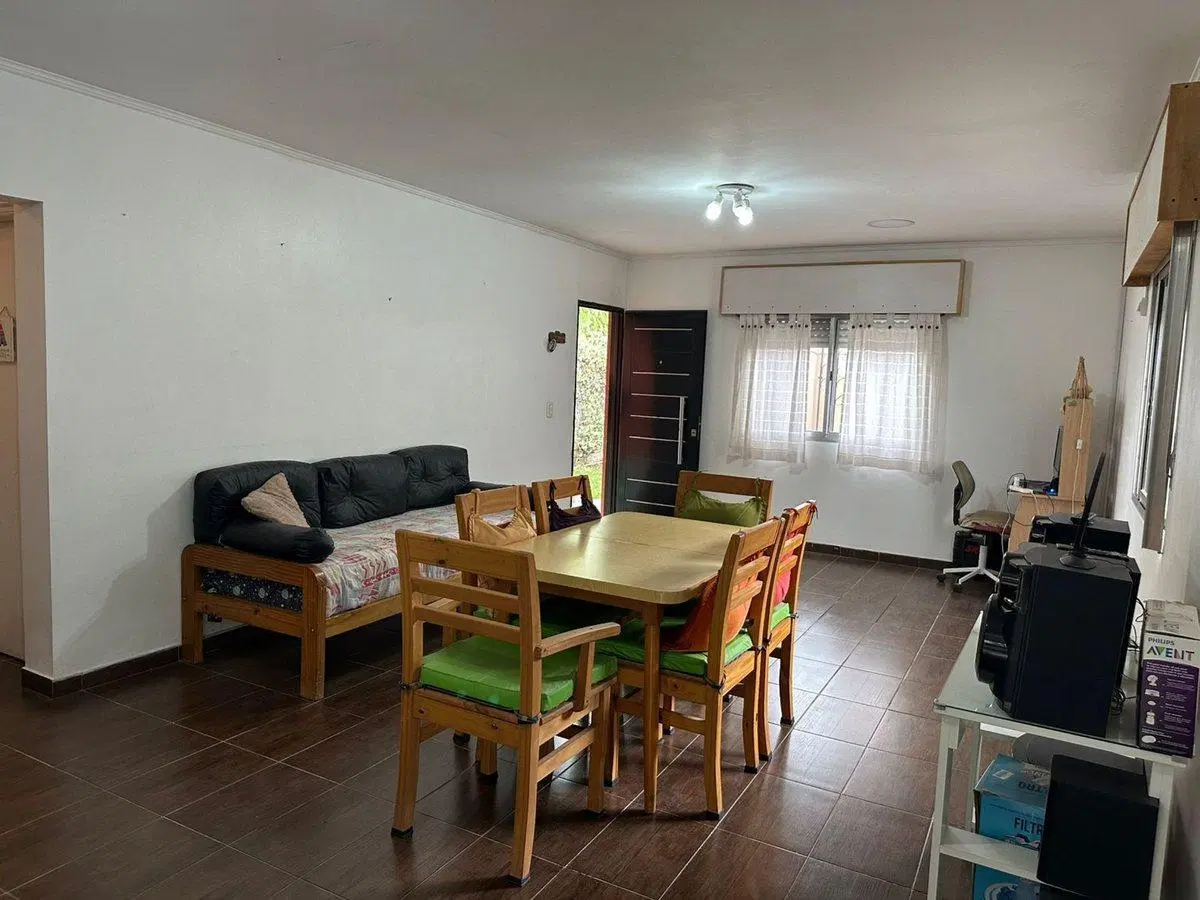 VENTA LOTE 2 CASAS 3 AMB PILETA COCHERA NAVARRO 5