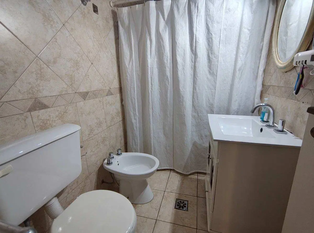 DEPARTAMENTO 2 AMB VENTA EN RAMOS MEJIA C/ BALCON 2