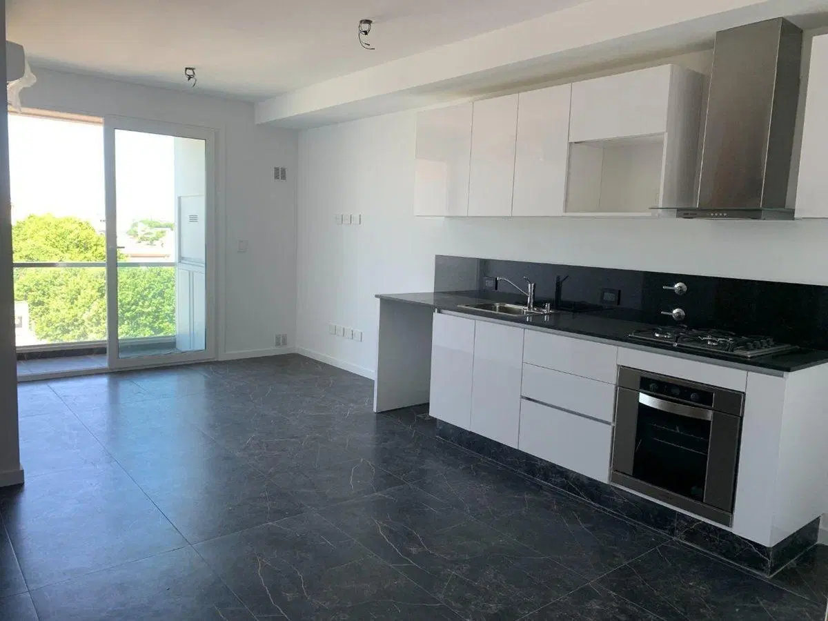 DEPTO 3 AMB VENTA MATADEROS BALCÓN OPC/COCHERA 5