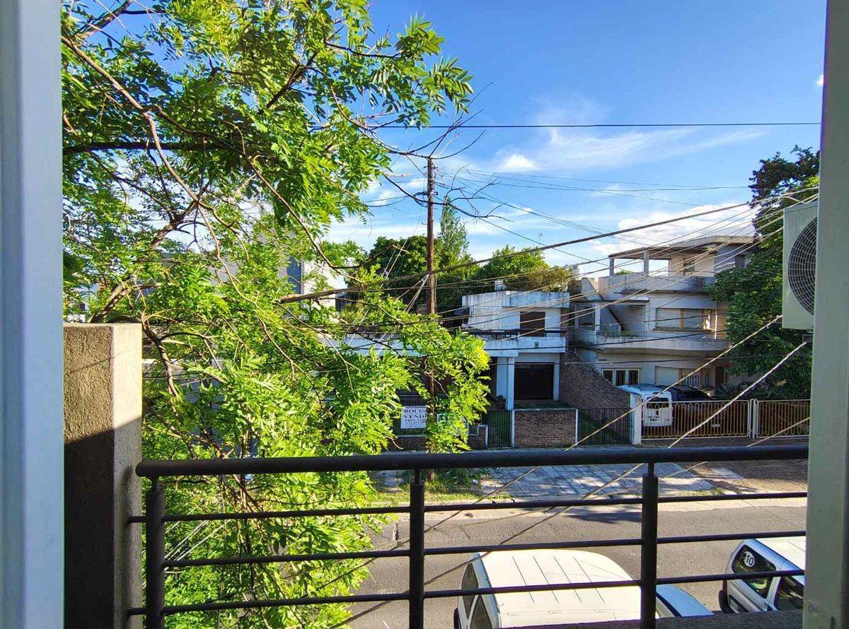 PH 2 AMB EN VENTA EN RAMOS MEJIA BALCON AL FRENTE