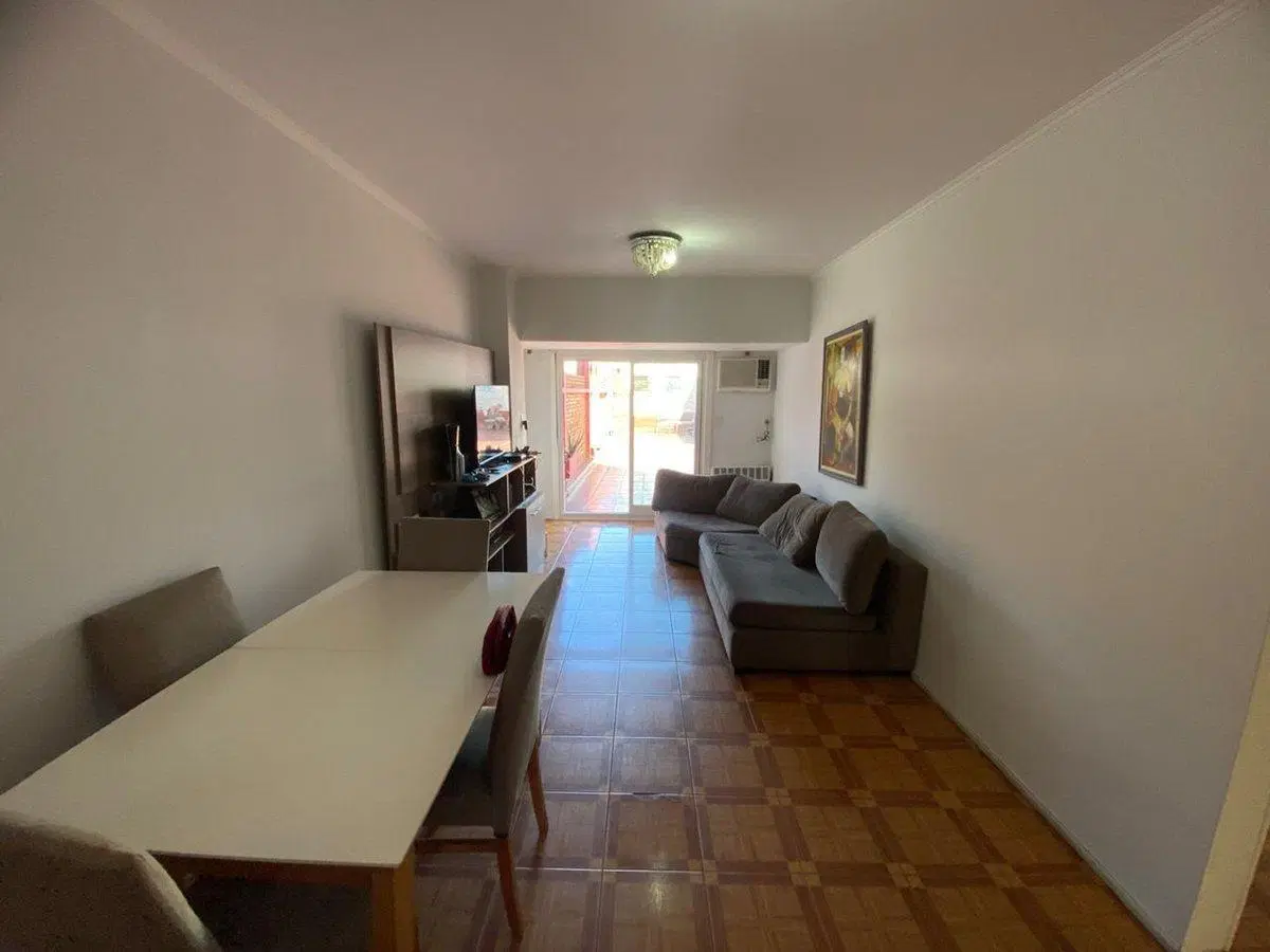 VENTA DPTO 3 AMB  EN CABALLITO CON PATIO Y COCHERA 3