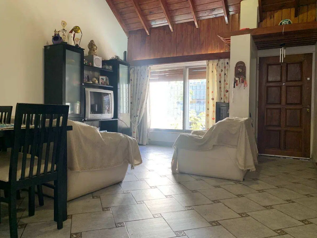 CASA 6 AMB EN VENTA LINIERS COCHERA- PATIO -BALCON 8