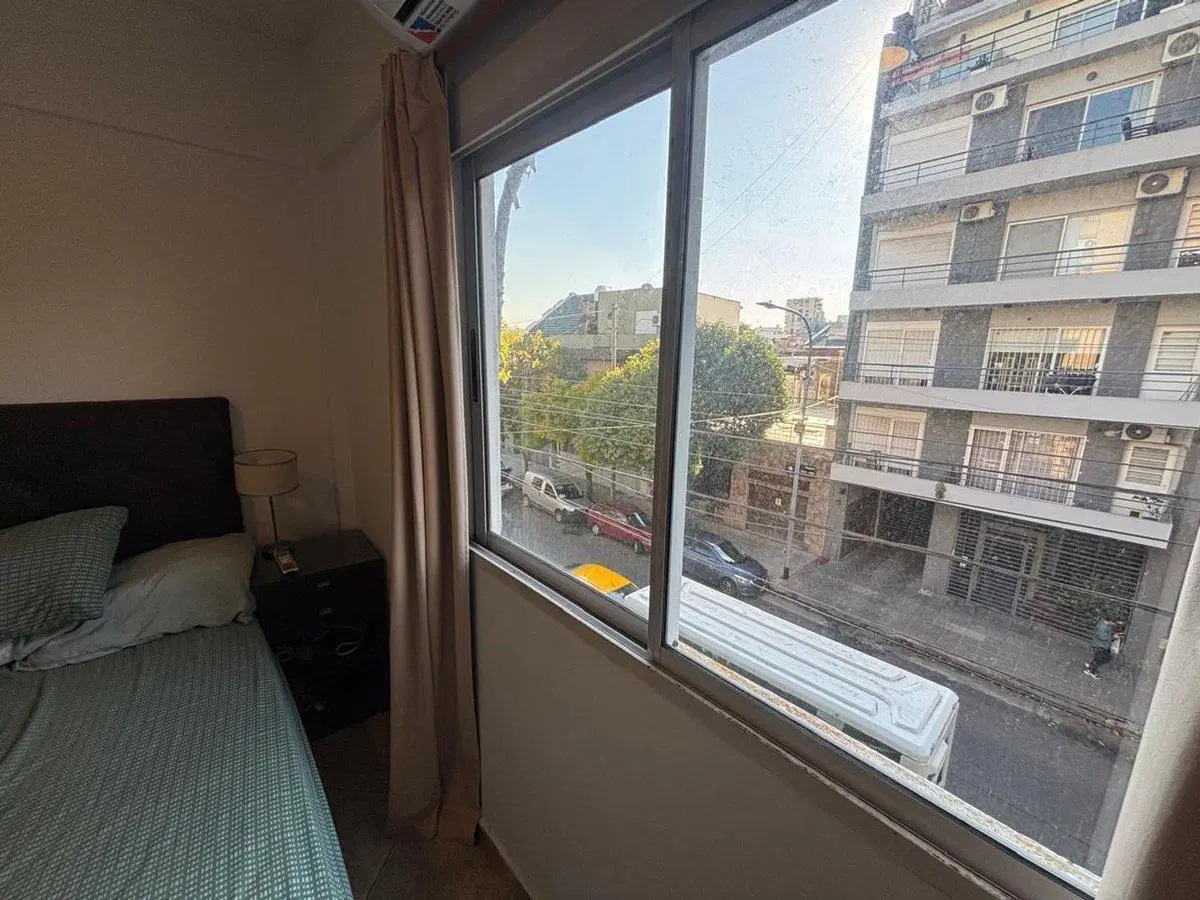 VENTA DPTO 2  AMBIENTES DEVOTO 5