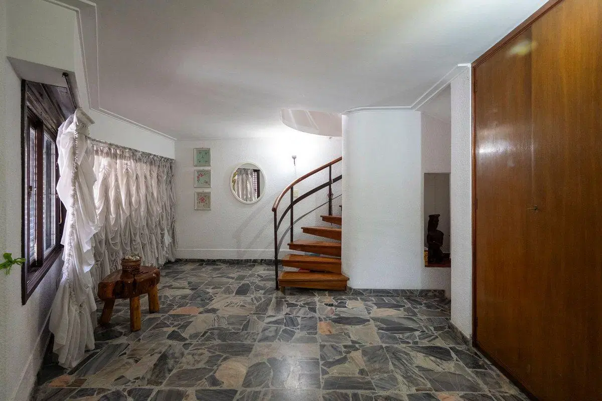 Casa 5 Amb en Venta en Villa del Parque c/ Cochera 5