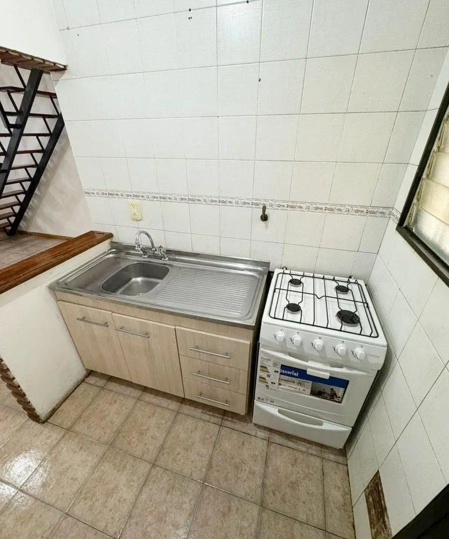 Venta duplex 2 ambientes Ramos Mejía con lavadero 2
