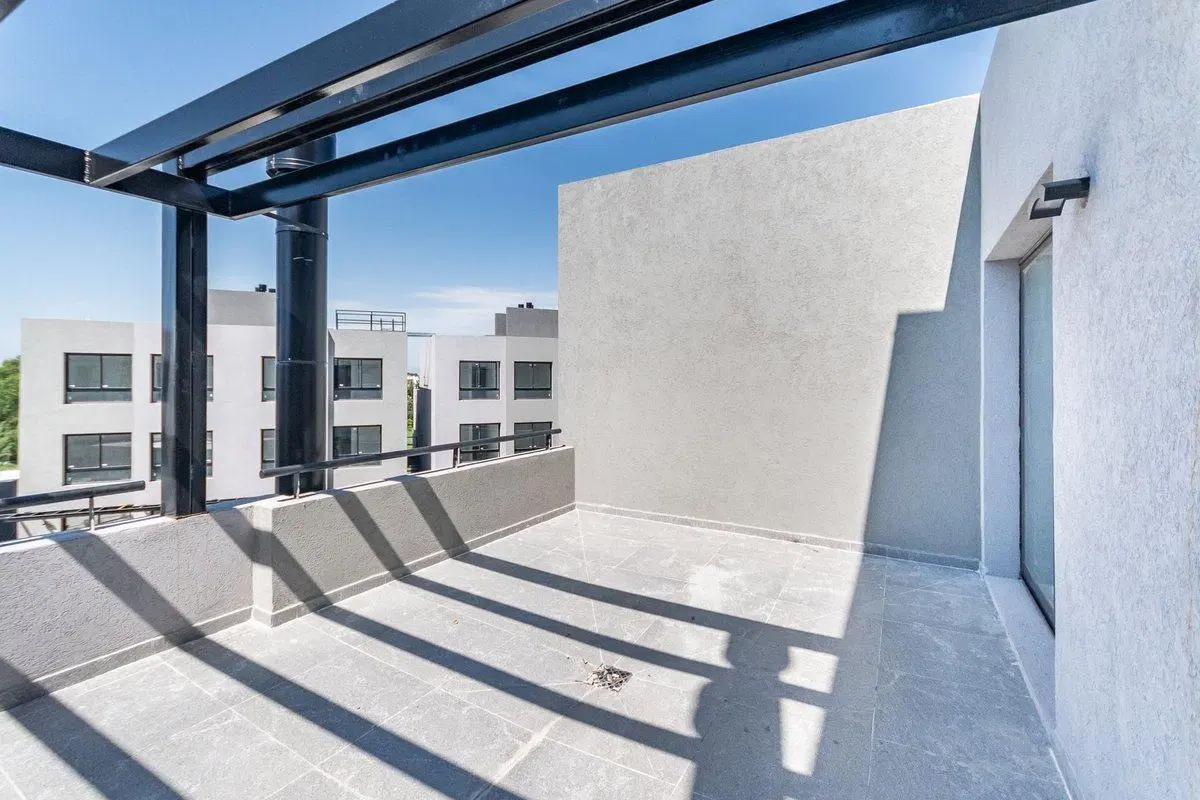 Venta depto. 4 amb. , cochera y terraza, Nordelta 8