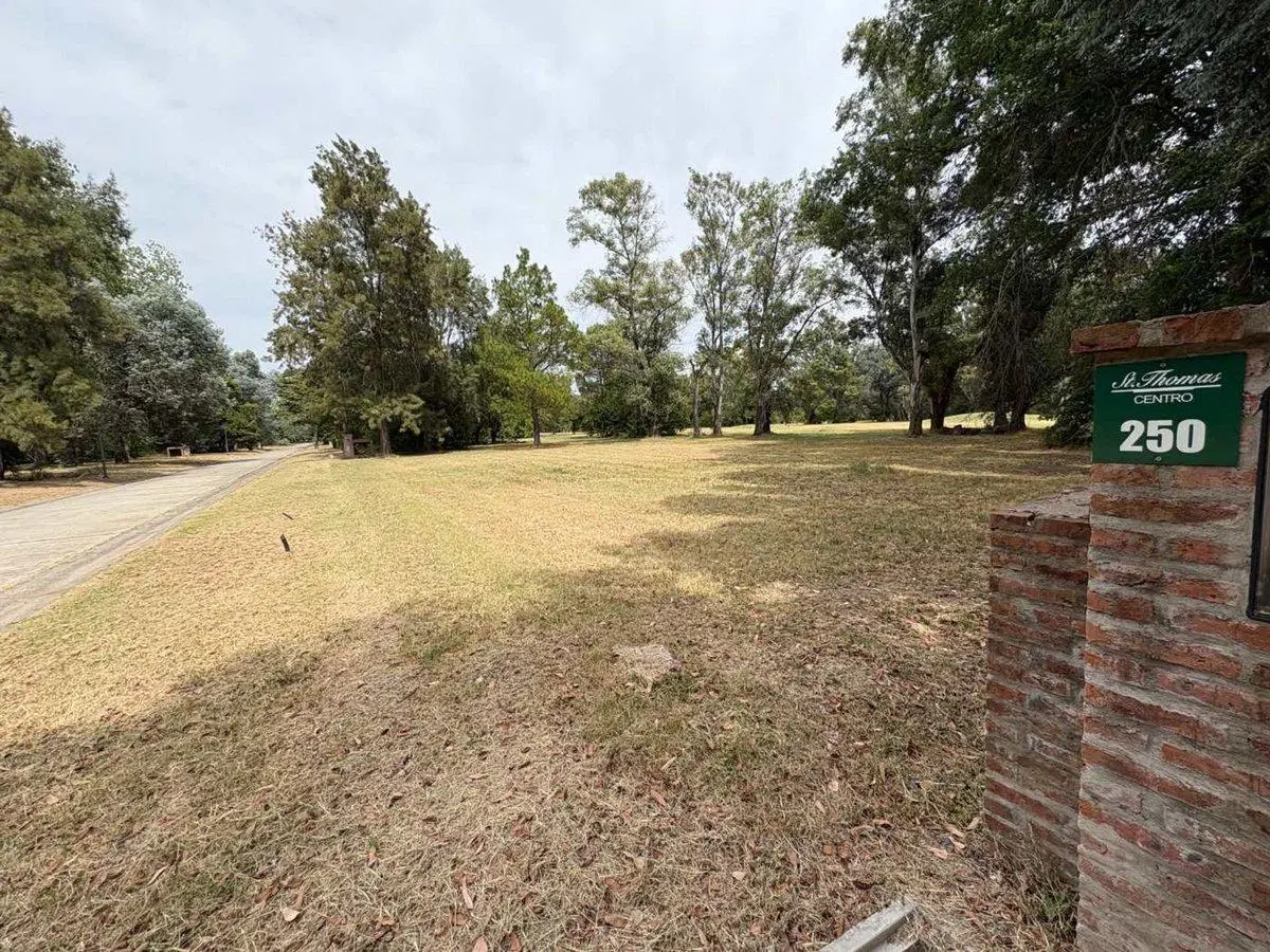 2 LOTES 1.666M2 VENTA SAINT THOMAS CENTRO- PERMUTA 4