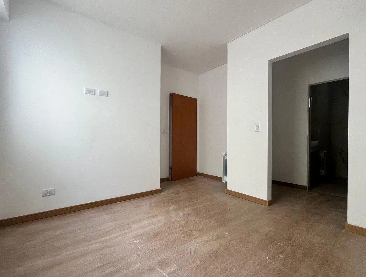 Venta Dpto 4 amb V.Devoto PB 2 patios a ESTRENAR 2