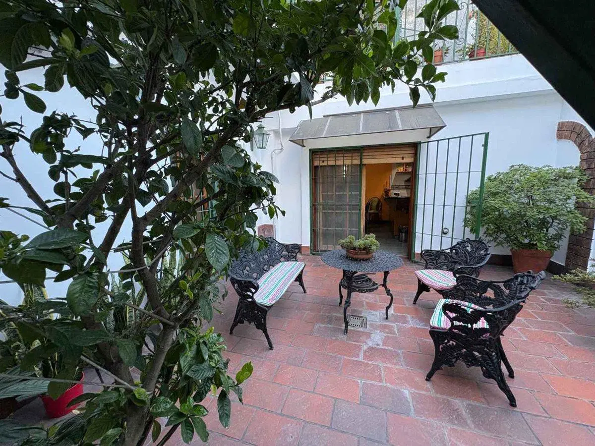 VENTA CASA 4 AMB. LANUS PATIO/TERRAZA/COCHERA 4