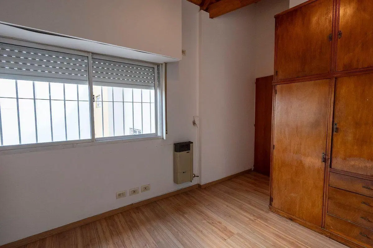Venta Triplex 3 amb,patio, 2 cocheras,P. Chacabuco 4