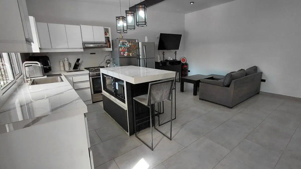 Casa venta Tortuguitas 3 amb cochera pileta jardin 4