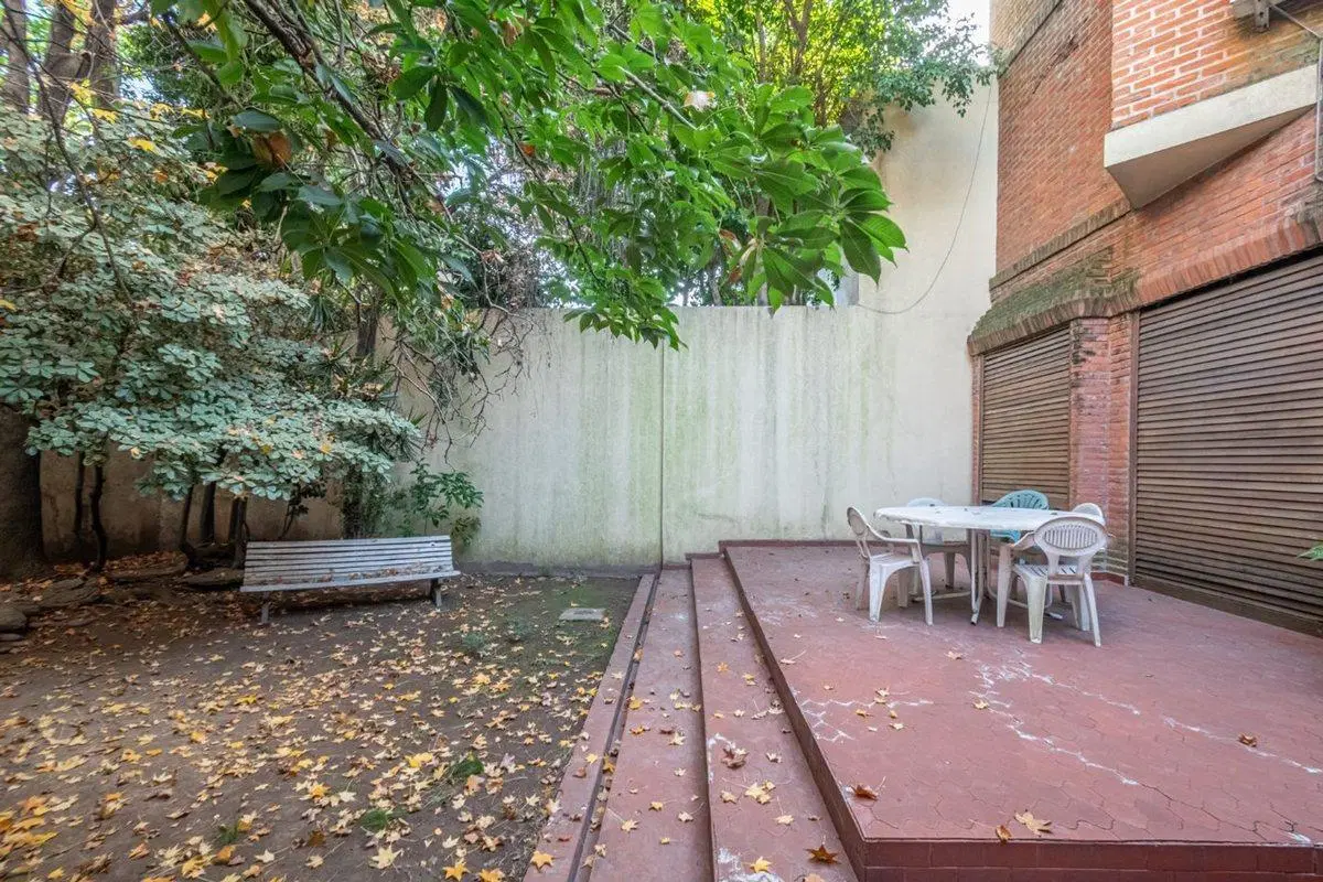 CASA 5 AMB EN VENTA FLORES CON FONDO APTO CREDITO 5