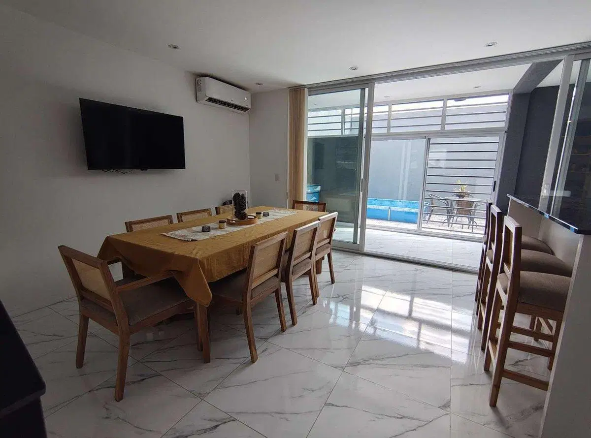 CASA 5 AMB EN VENTA VILLA BALLESTER PATIO TERRAZA 4