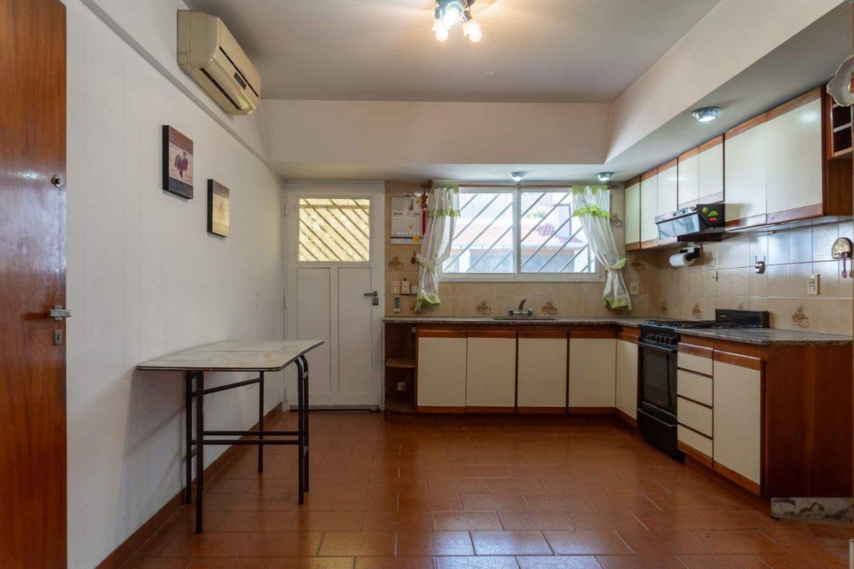 Foto de VENTA CASA 4 AMB SAN MARTÍN PATIO TERRAZA COCHERA, imagen 5
