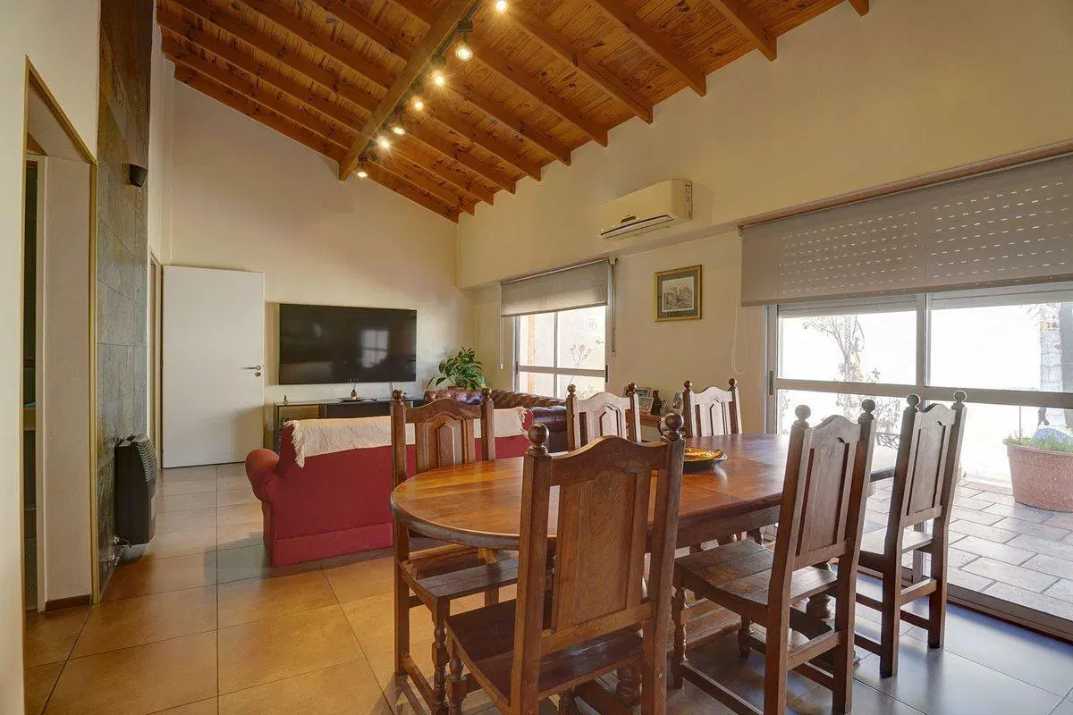 VENTA PH 4 AMBIENTES CON QUINCHO CIUDADELA NORTE 2
