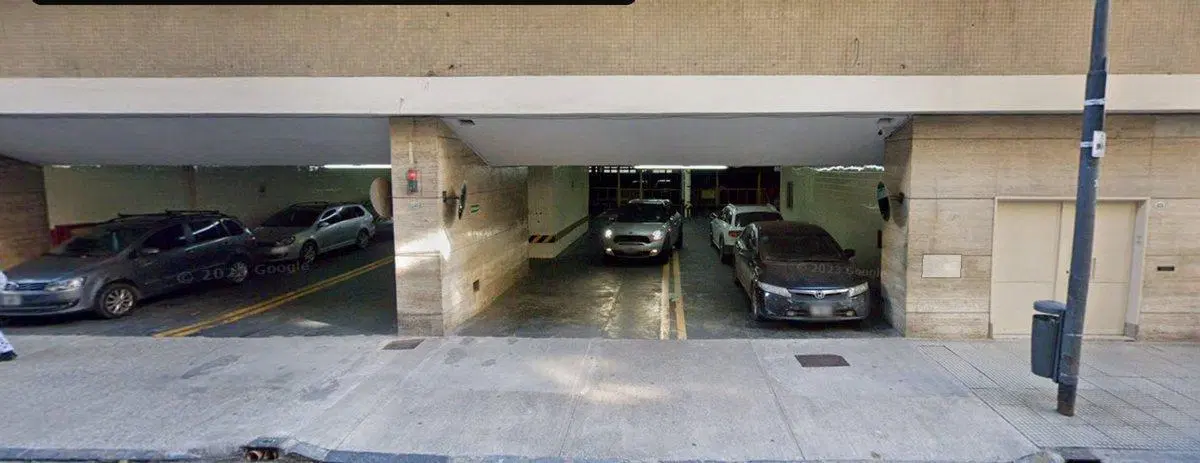 Venta de Cochera con Valet Parking Recoleta 3