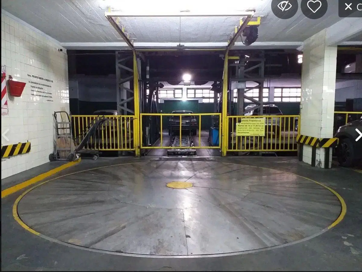 Venta de Cochera con Valet Parking Recoleta 2