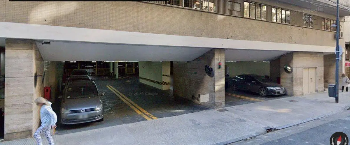 Venta de Cochera con Valet Parking Recoleta 4