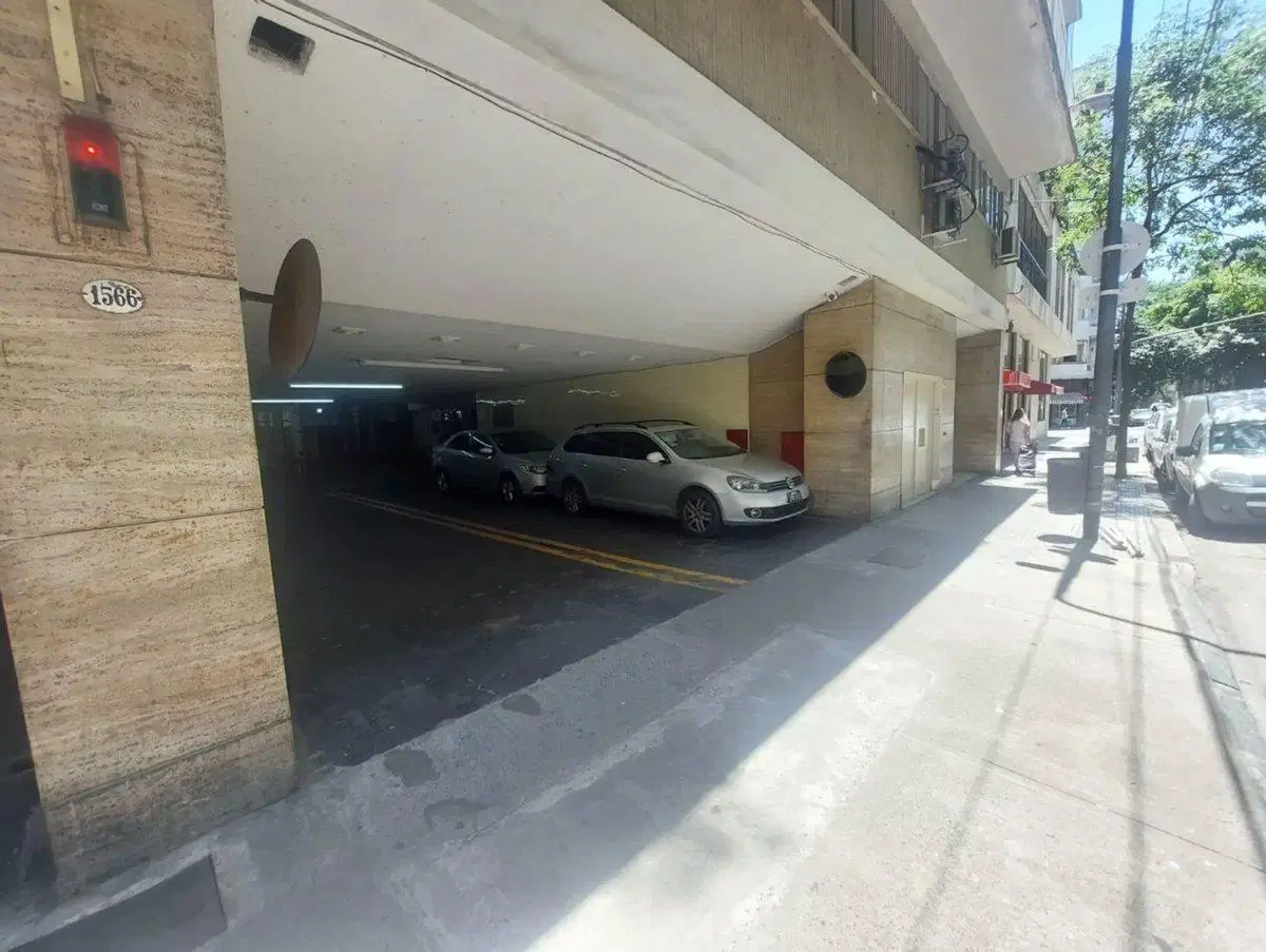 Venta de Cochera con Valet Parking Recoleta 5