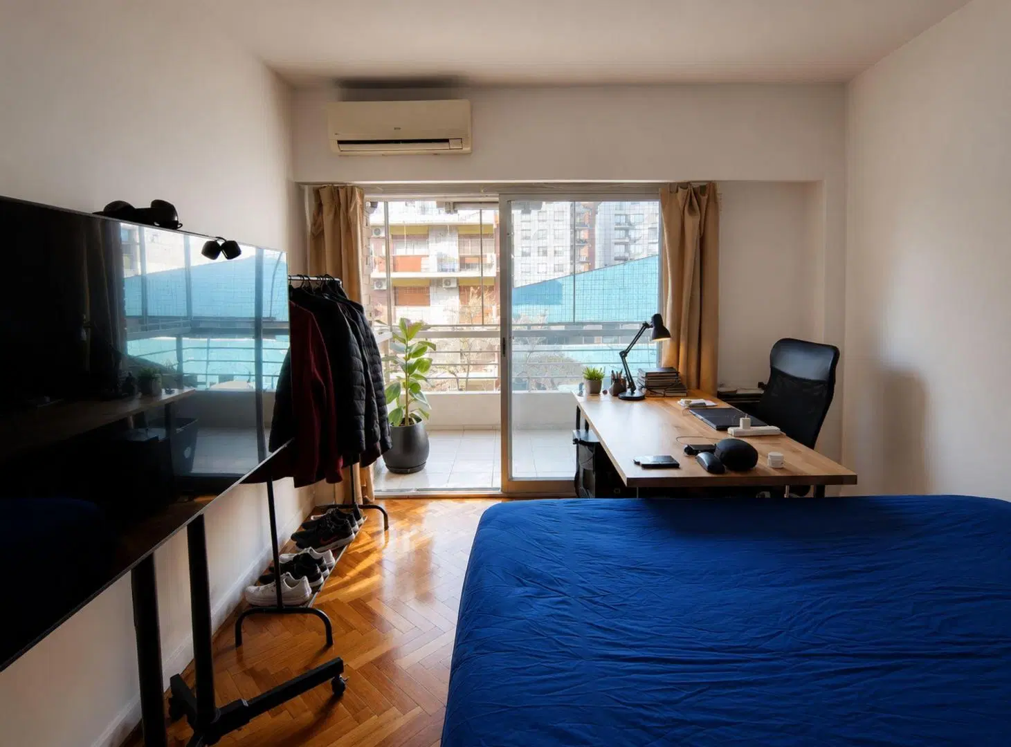 DEPARTAMENTO 1 AMB DIVIDIDO VENTA BALCÓN EN FLORES 2