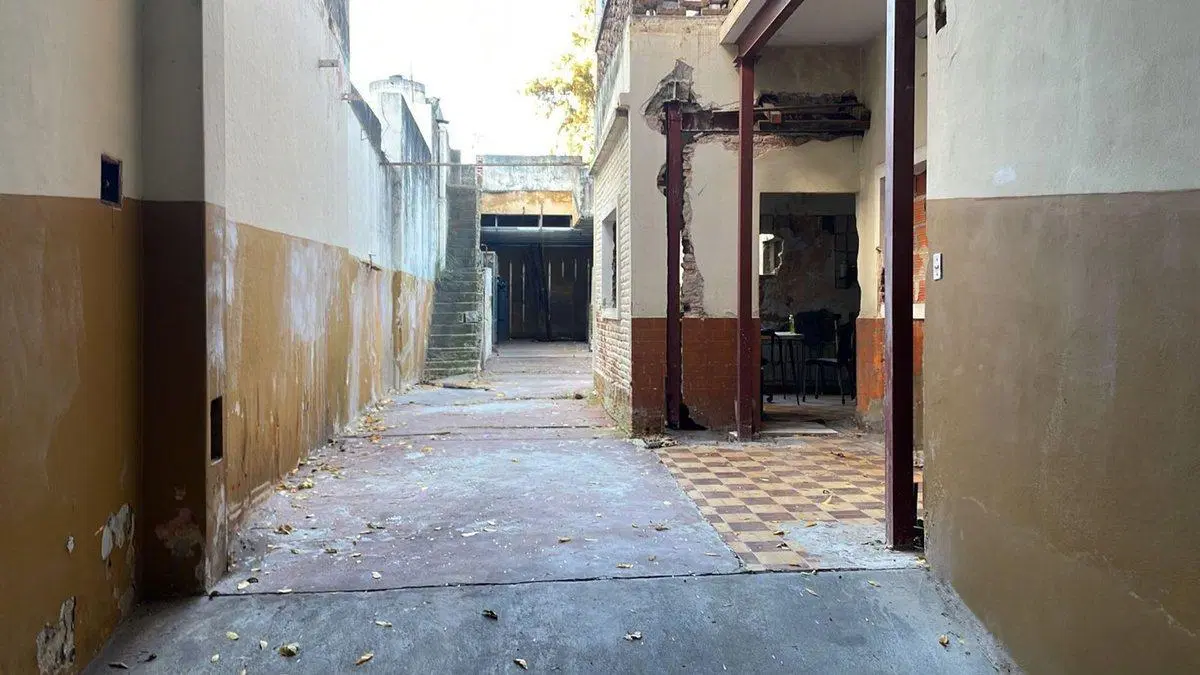 DEPÓSITO A REFAC. EN VENTA 327 MTS MONTE CASTRO 2