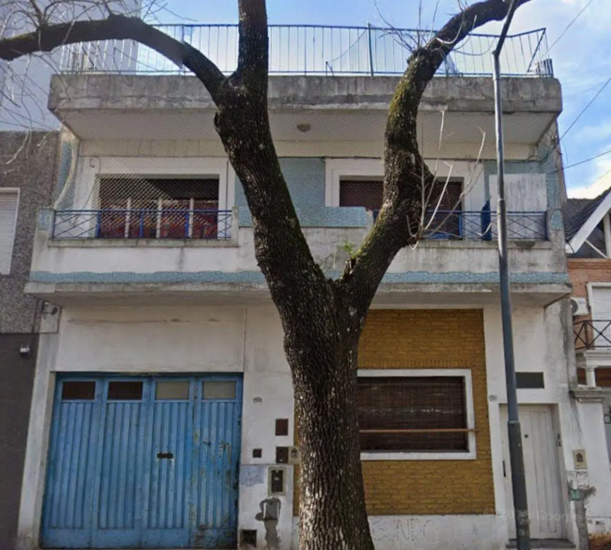 GALPÓN A REFACCIONAR EN VENTA 327 MTS MONTE CASTRO 4