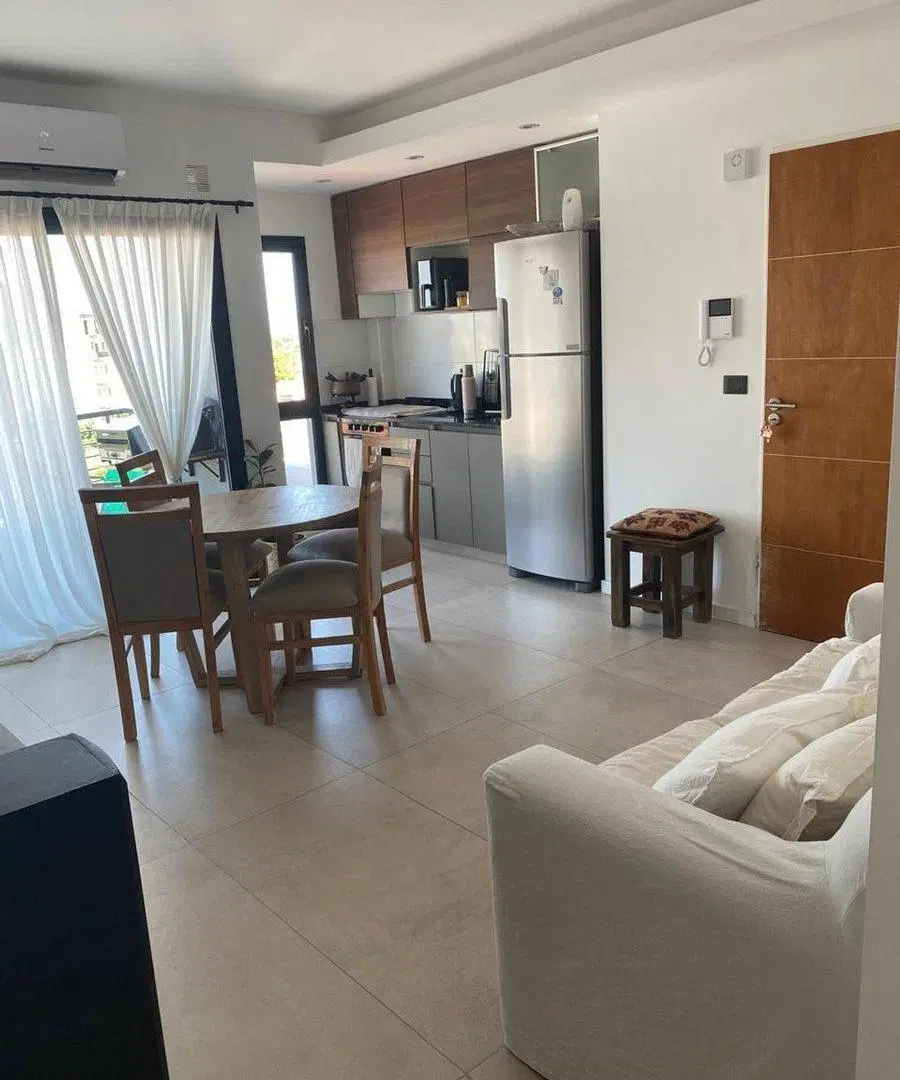 DEPTO 2 AMB EN VENTA CASEROS - NUEVO CON BALCON 2
