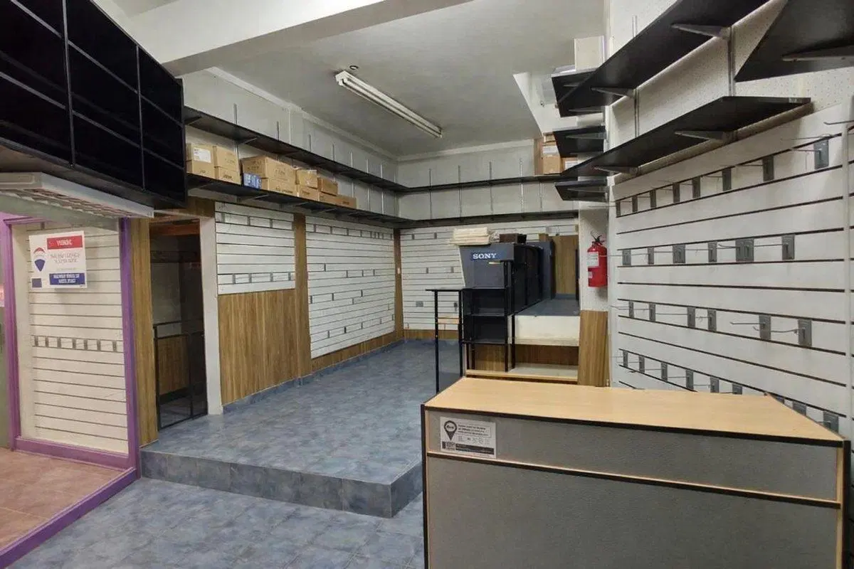 Venta local 80 m² Galería Los Andes Belgrano 4