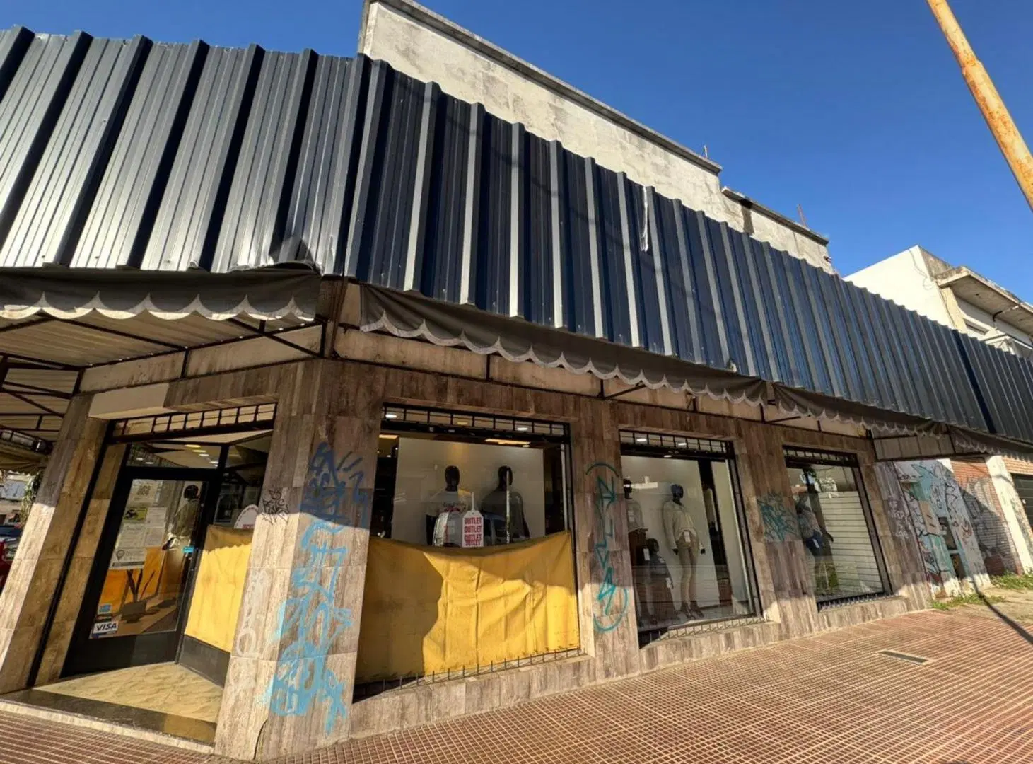 Venta local comercial Villa Ballester esquina 5