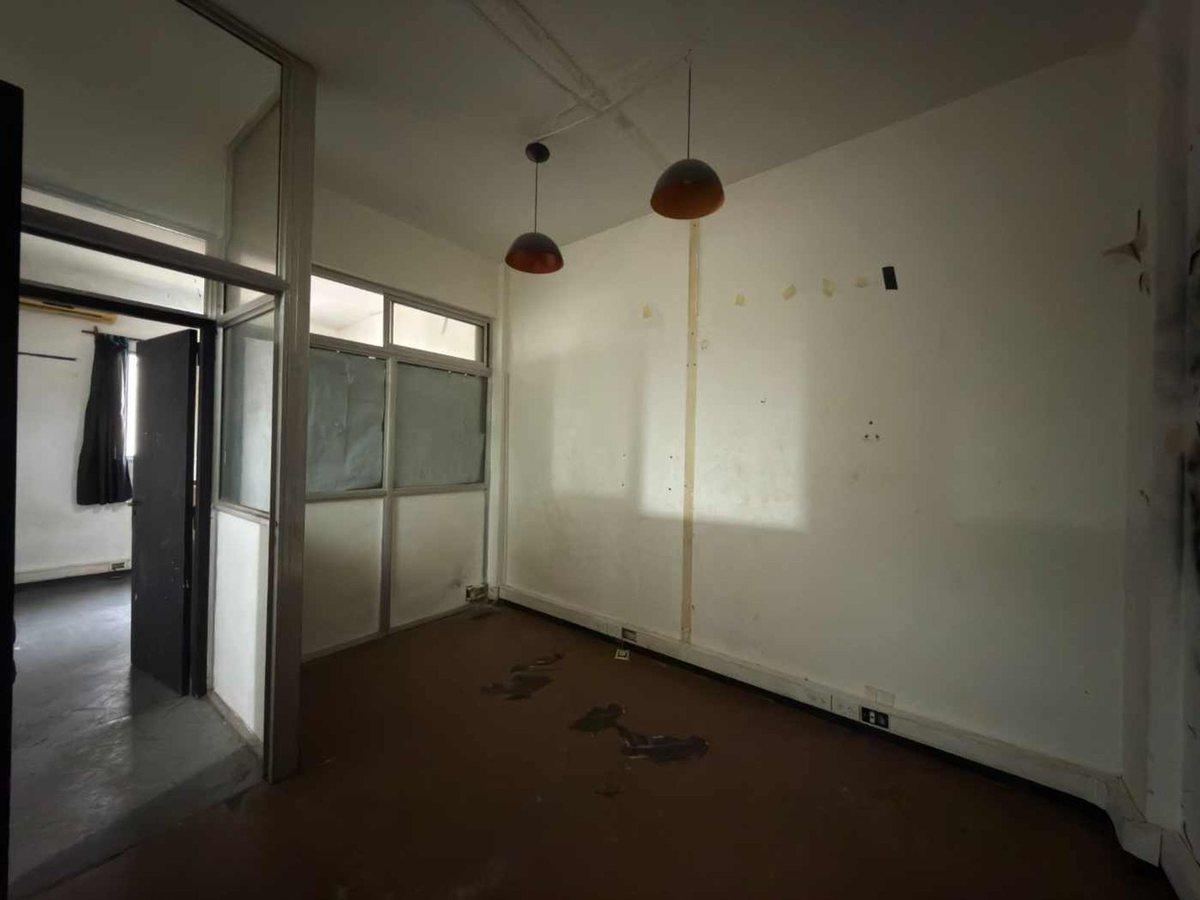 VENTA 2 AMB - TIPO OFICINA, A RECICLAR - BALVANERA