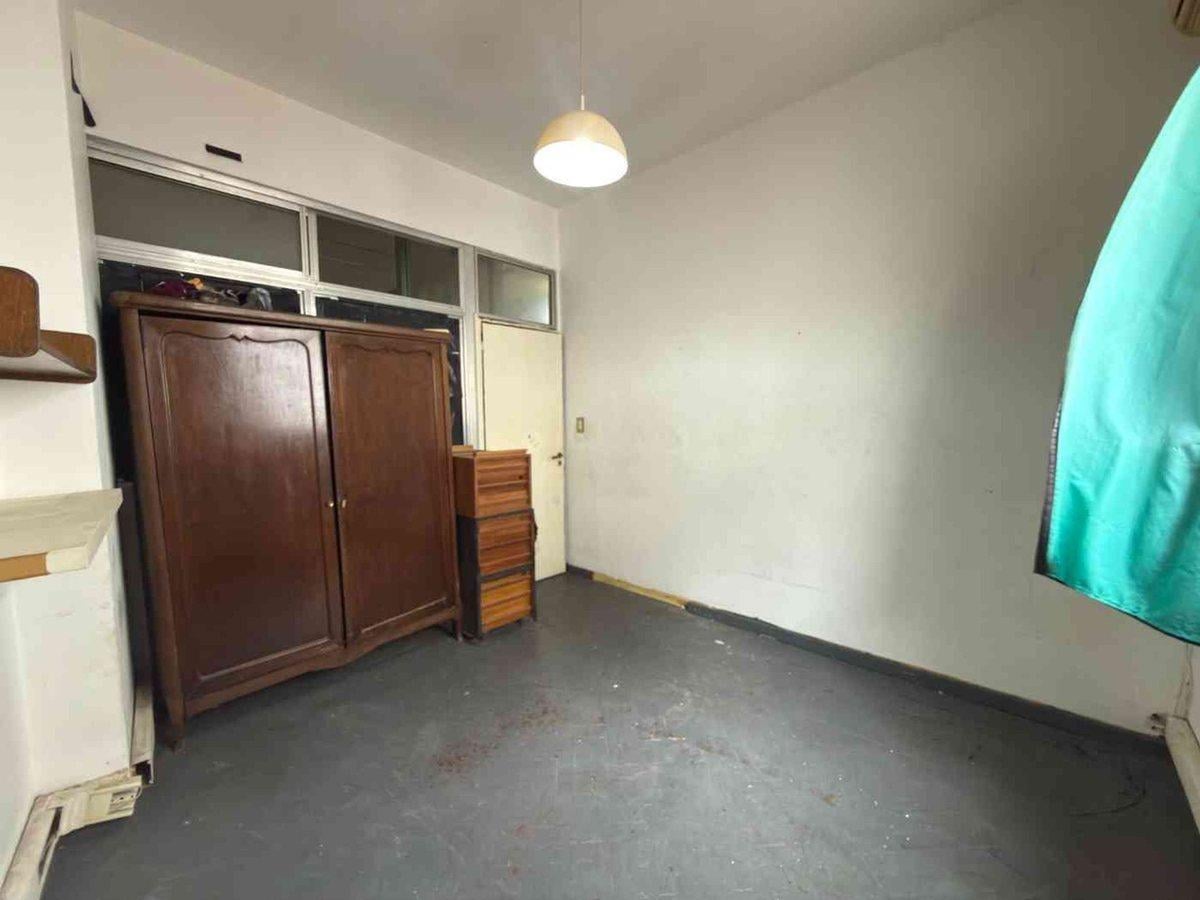 VENTA 2 AMB - TIPO OFICINA, A RECICLAR - BALVANERA