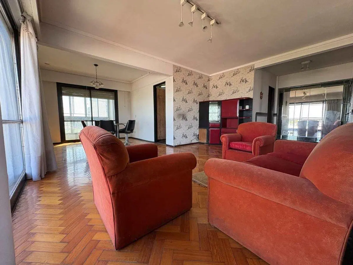 DPTO 4 AMB EN VENTA POMPEYA C/DEP BAULERA Y BALCON 2