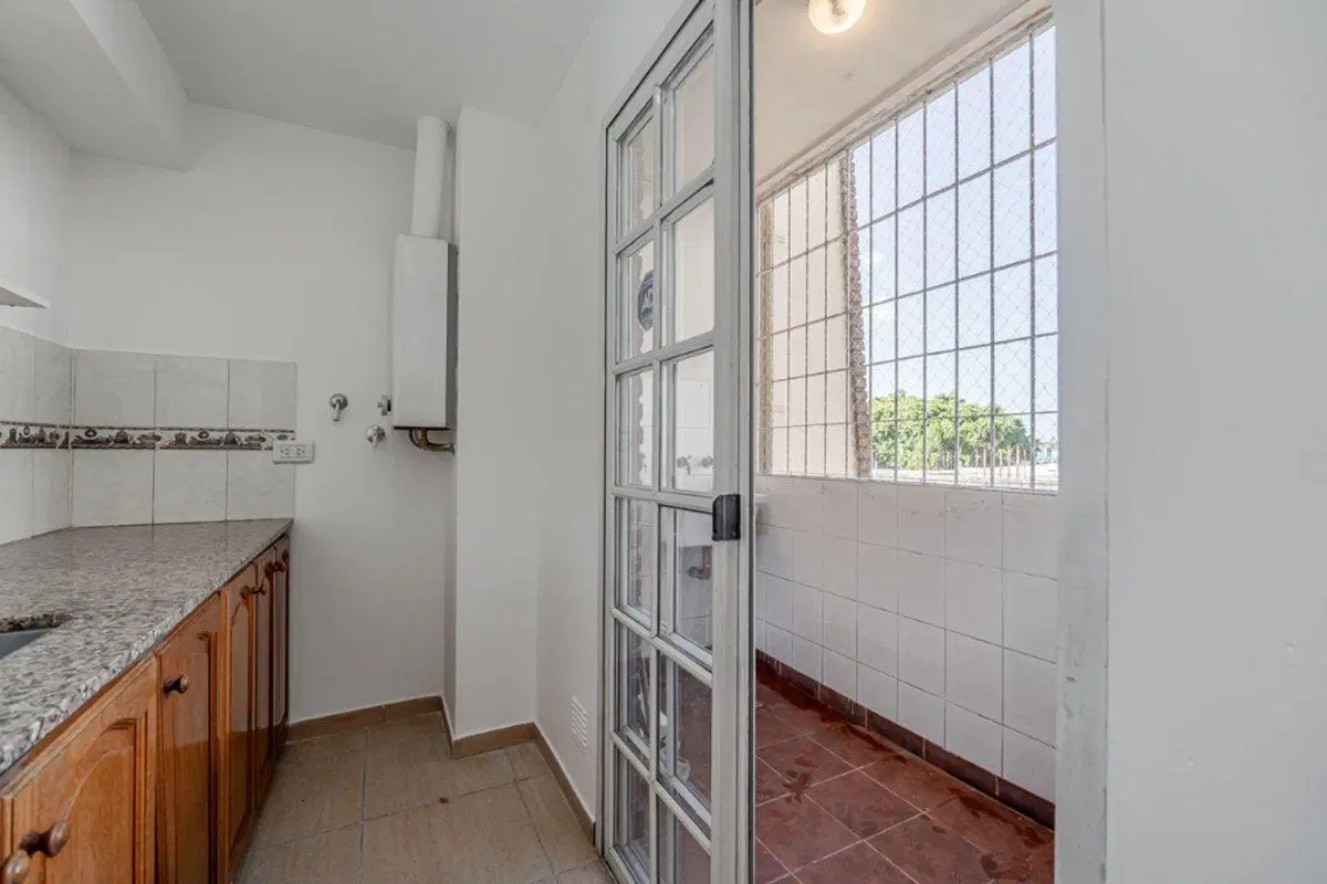 Venta depto 2 amb San Justo doble balcon luminoso 4