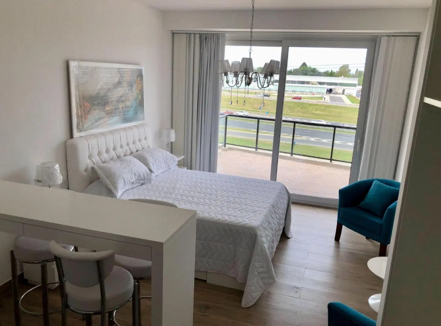 VENTA MONOAMBIENTE LUJO PILAR SOBRE PANAM KM 53 2